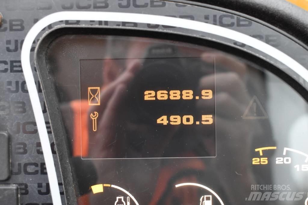 JCB 540-170 مناولات متداخلة
