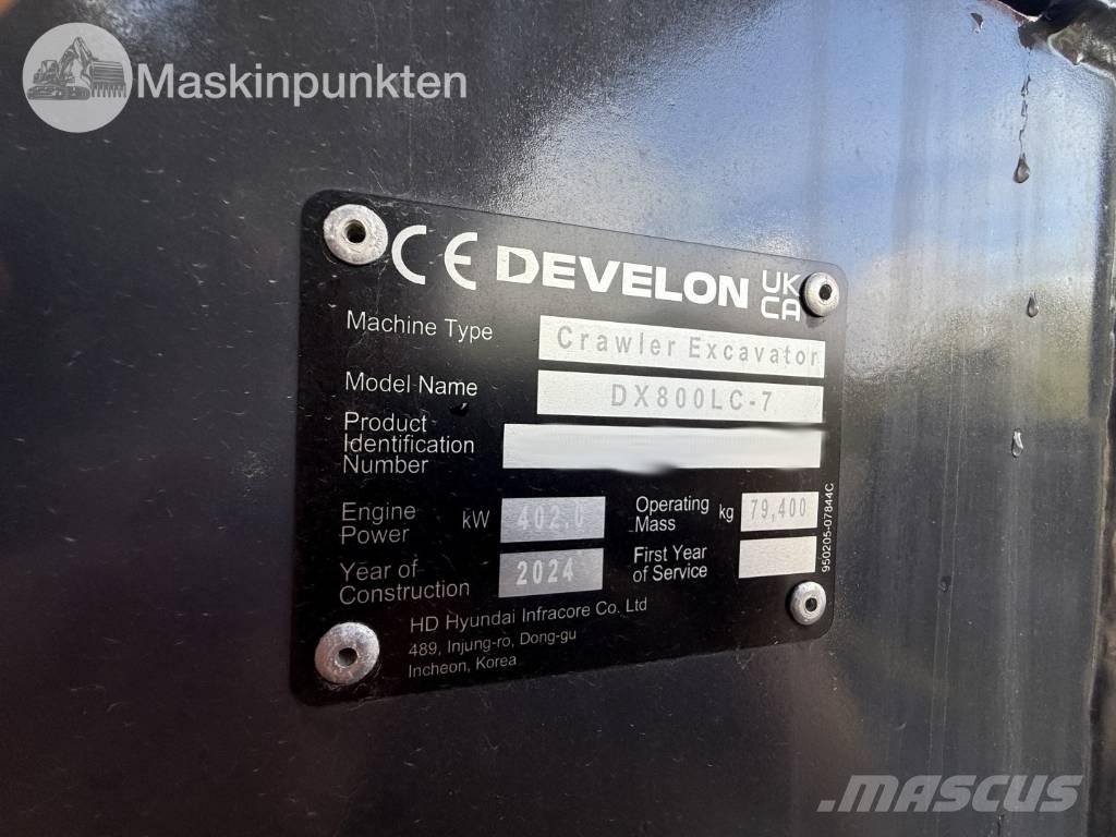 Develon 800 LC حفارات زحافة