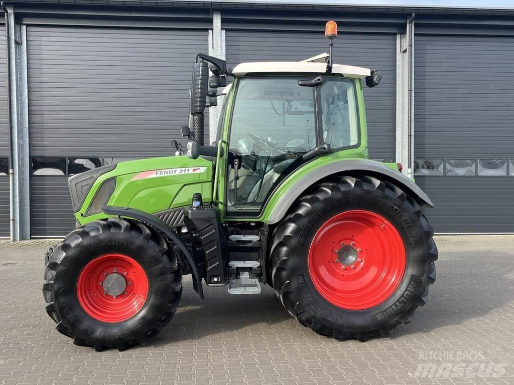 Fendt 311 VARIO الجرارات