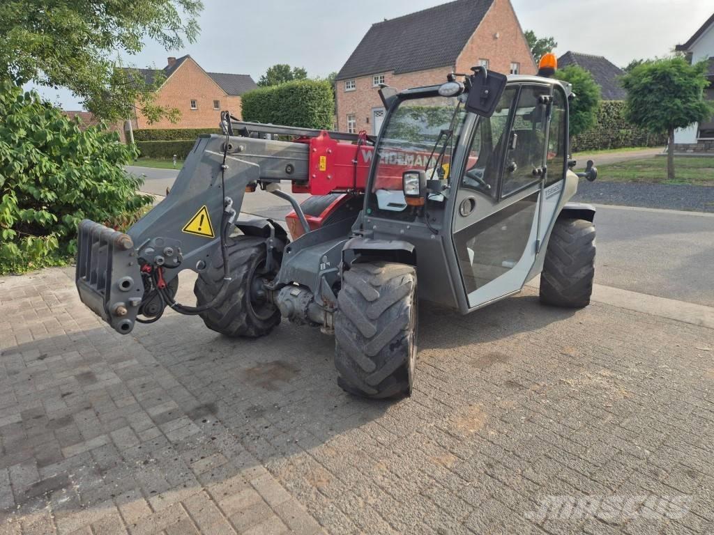 Weidemann T5522 معدات مناولة لأغراض الزراعة