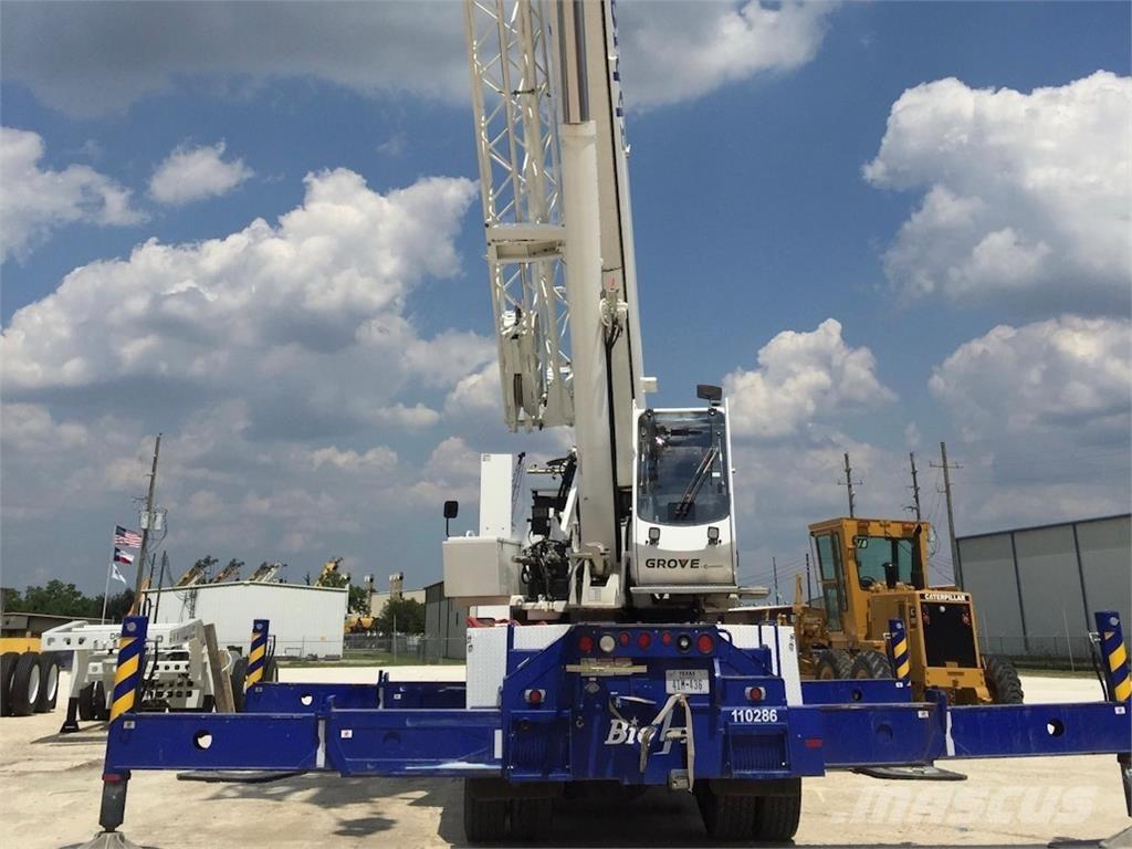 Grove TMS9000E رافعات مجنزرة