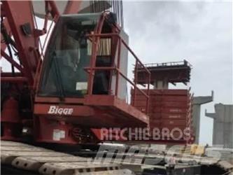 Manitowoc 16000 رافعات مجنزرة