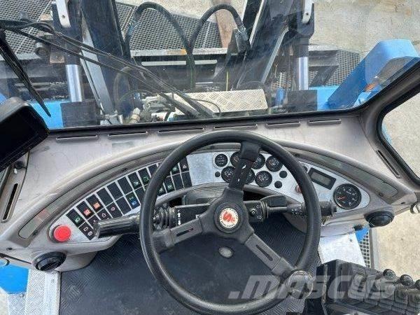 Svetruck 1260-28 شاحنات الديزل