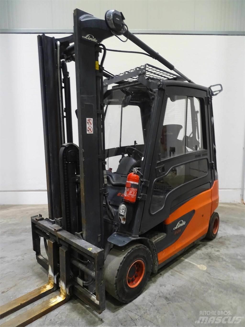 Linde E25L-01 شاحنات ذات رافعات شوكية تعمل بالكهرباء