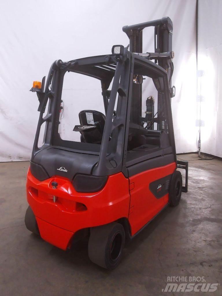 Linde E30L-01 شاحنات ذات رافعات شوكية تعمل بالكهرباء