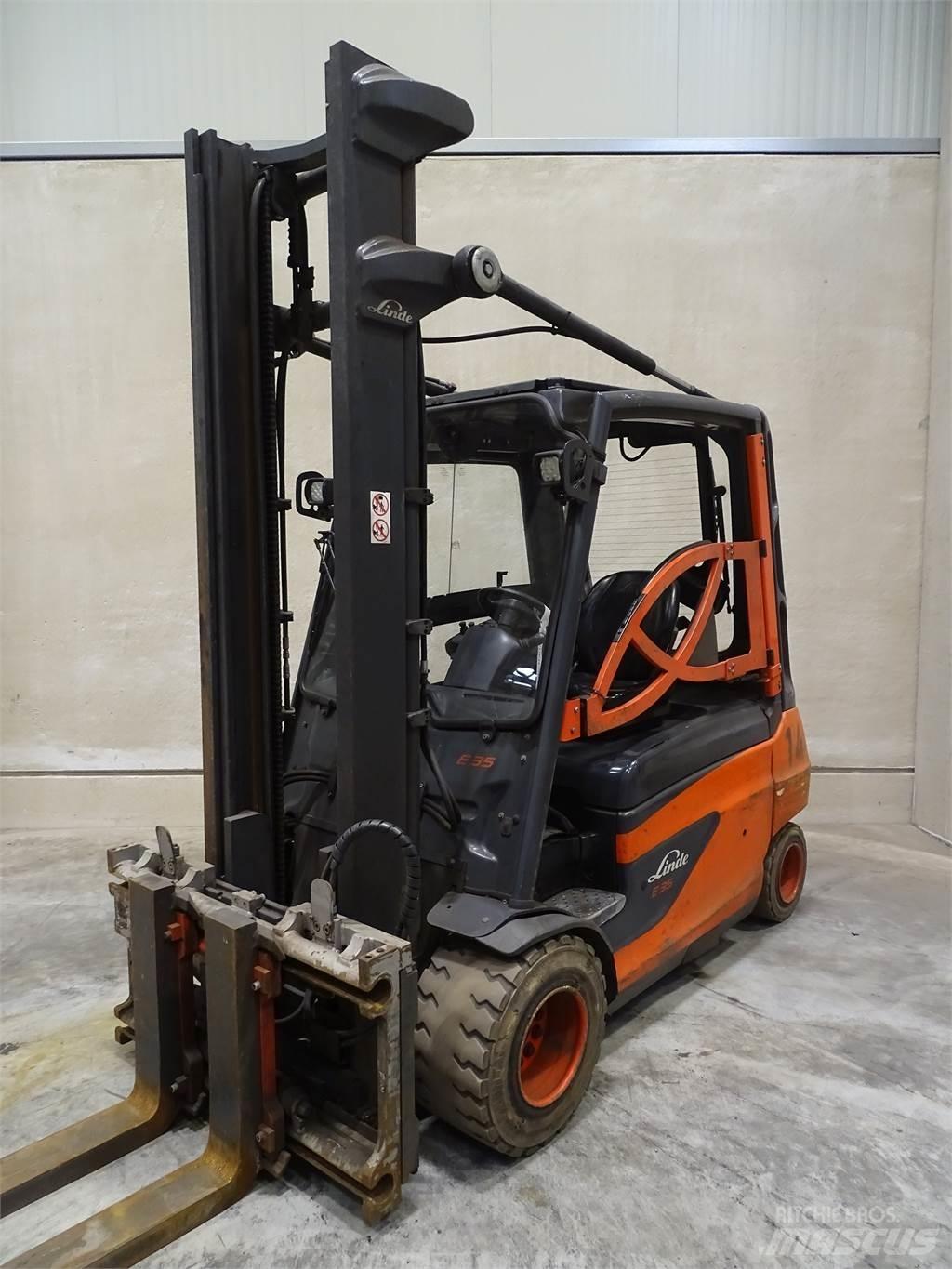 Linde E35L-01 شاحنات ذات رافعات شوكية تعمل بالكهرباء