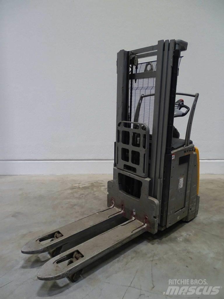 Still EXV-SF20D معدات التكديس الجوالة