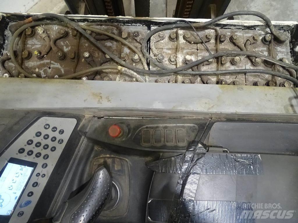 Still FM-X14 شاحنة مناولة