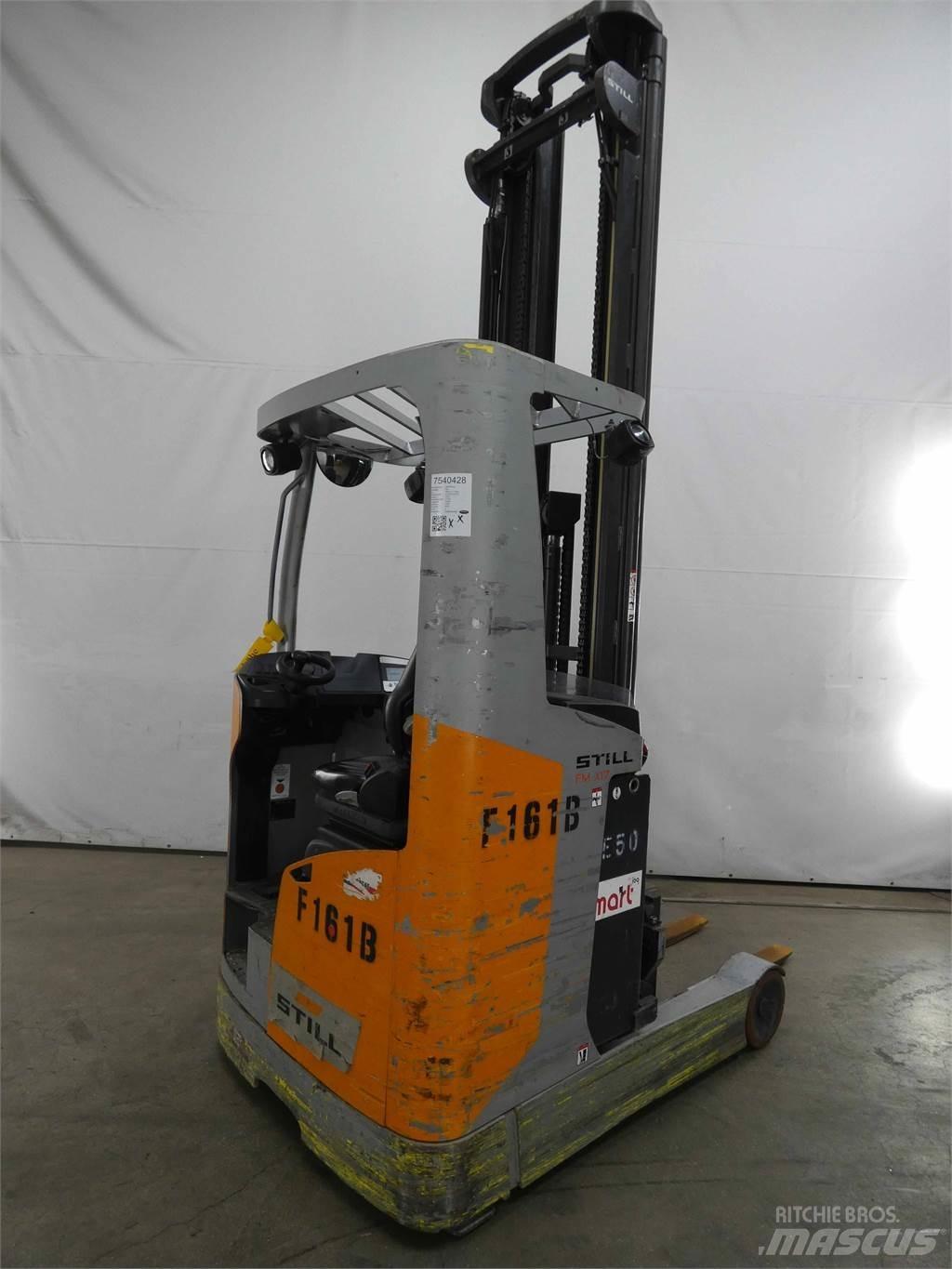 Still FM-X17 شاحنة مناولة