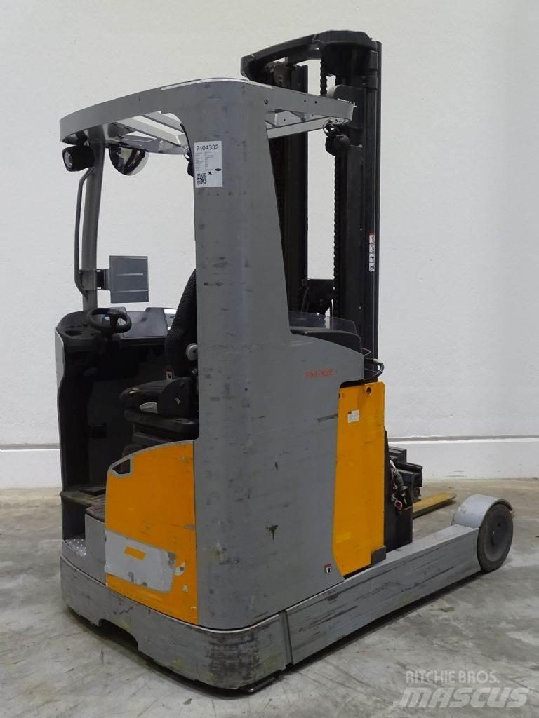 Still FM-X25 Reach trucks