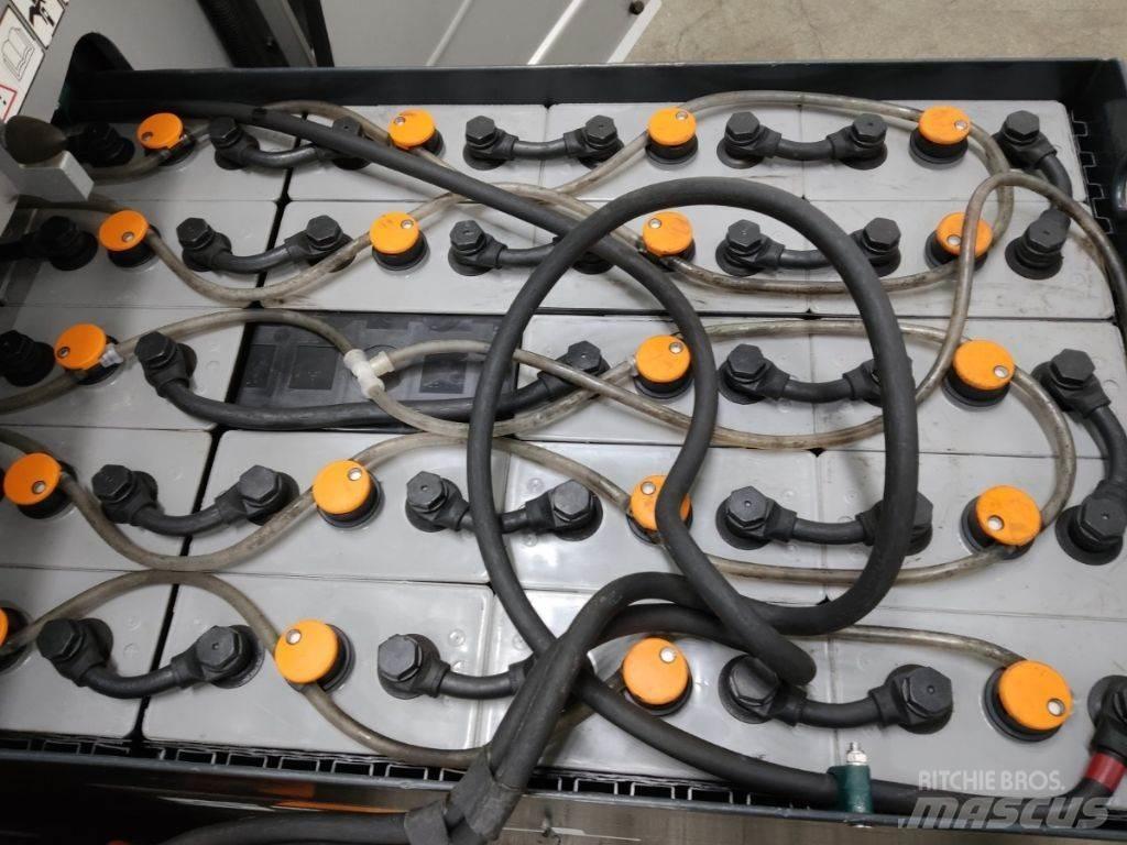 Still RX20-20 شاحنات ذات رافعات شوكية تعمل بالكهرباء