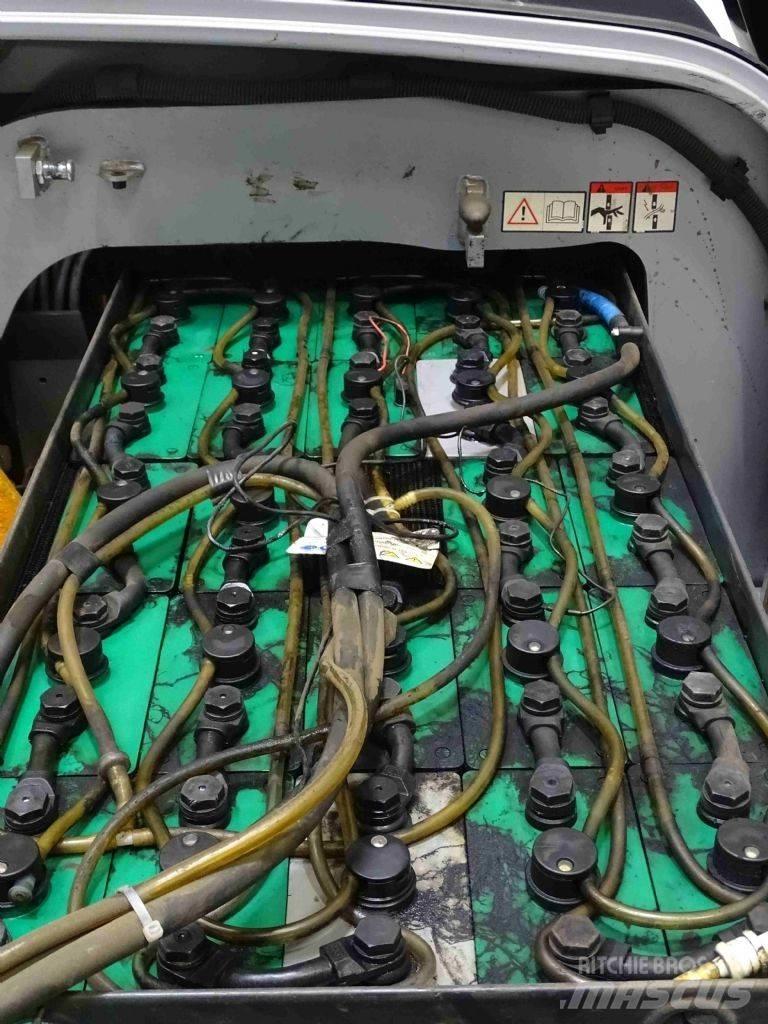 Still RX20-20 شاحنات ذات رافعات شوكية تعمل بالكهرباء