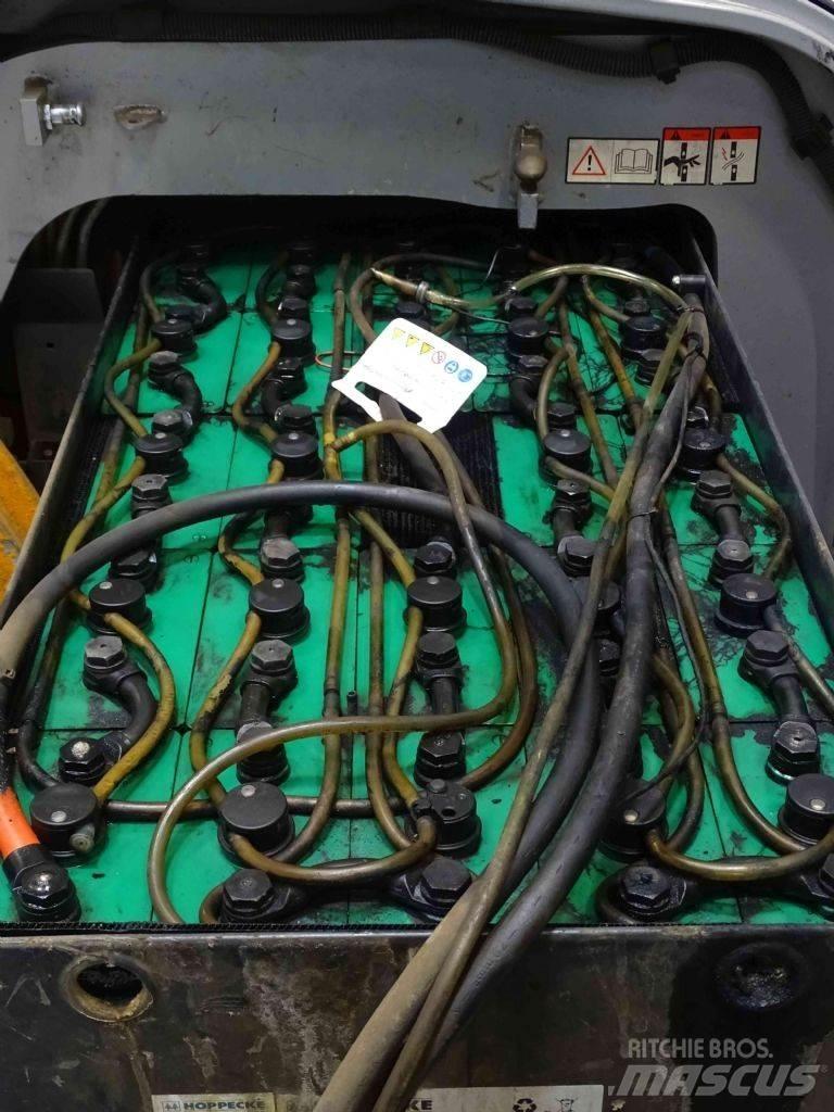 Still RX20-20 شاحنات ذات رافعات شوكية تعمل بالكهرباء