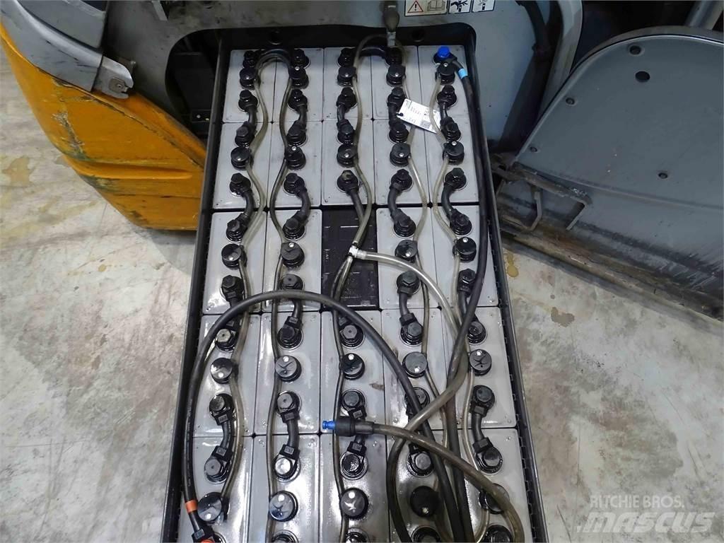Still RX20-20 شاحنات ذات رافعات شوكية تعمل بالكهرباء