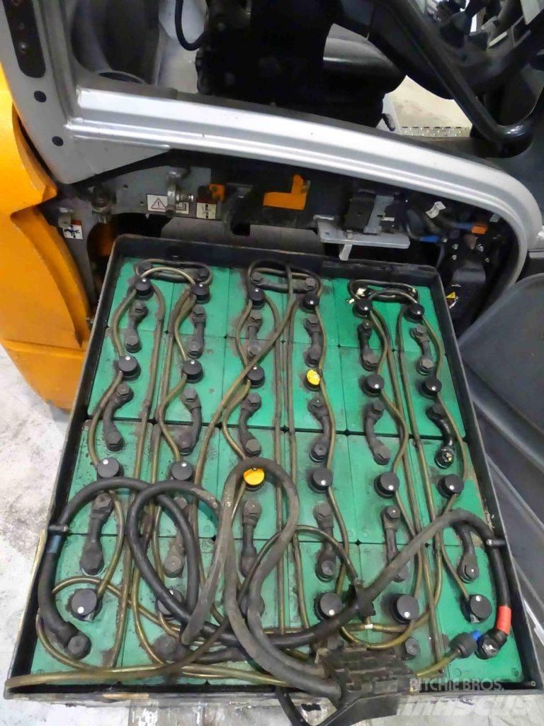 Still RX20-20L شاحنات ذات رافعات شوكية تعمل بالكهرباء