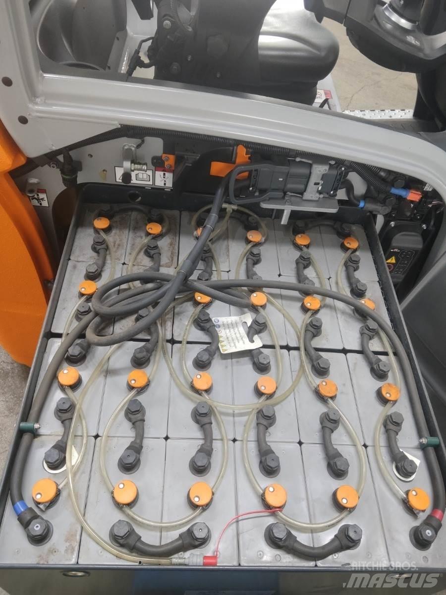 Still RX20-20L شاحنات ذات رافعات شوكية تعمل بالكهرباء