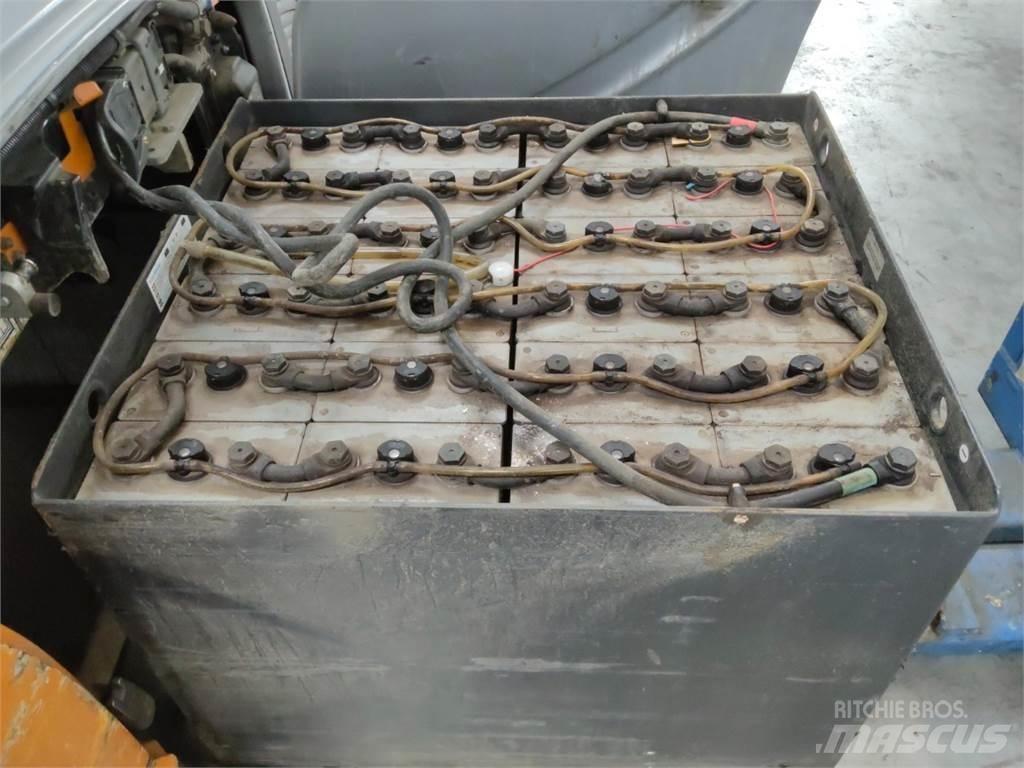 Still RX20-20L شاحنات ذات رافعات شوكية تعمل بالكهرباء