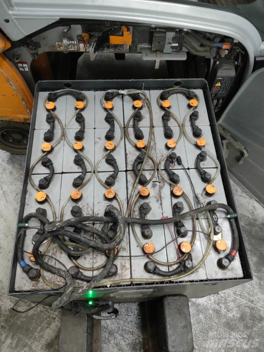 Still RX20-20PL شاحنات ذات رافعات شوكية تعمل بالكهرباء
