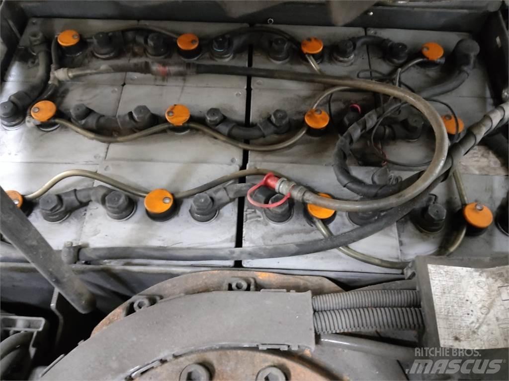 Still RX50-16 شاحنات ذات رافعات شوكية تعمل بالكهرباء