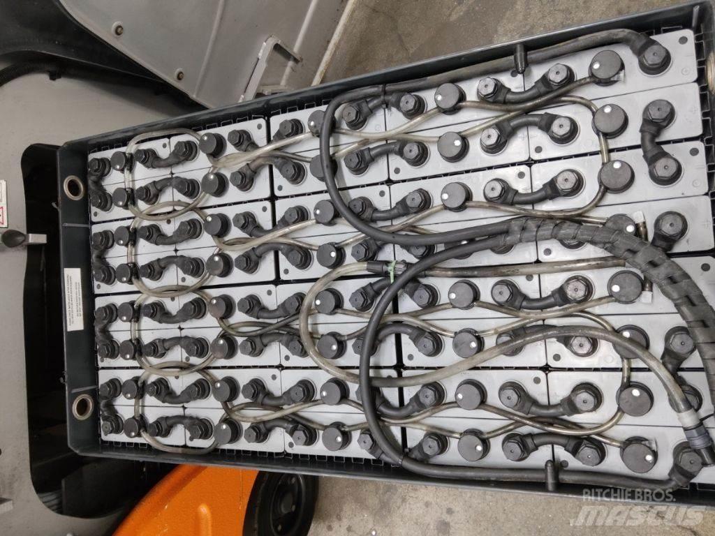 Still RX60-18 شاحنات ذات رافعات شوكية تعمل بالكهرباء