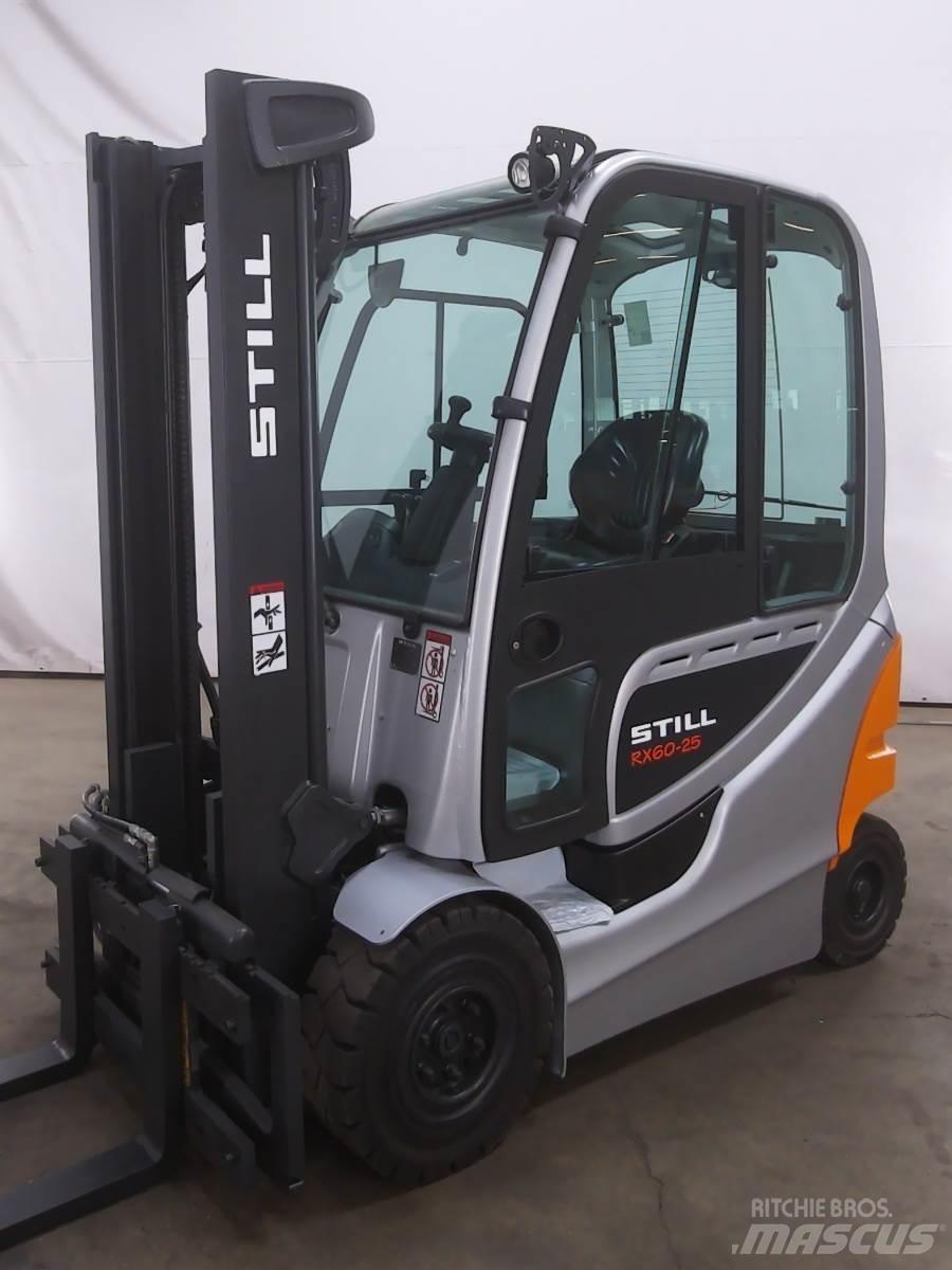 Still RX60-25 شاحنات ذات رافعات شوكية تعمل بالكهرباء