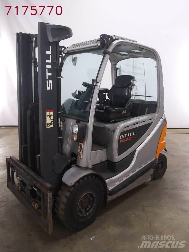 Still RX60-25 شاحنات ذات رافعات شوكية تعمل بالكهرباء
