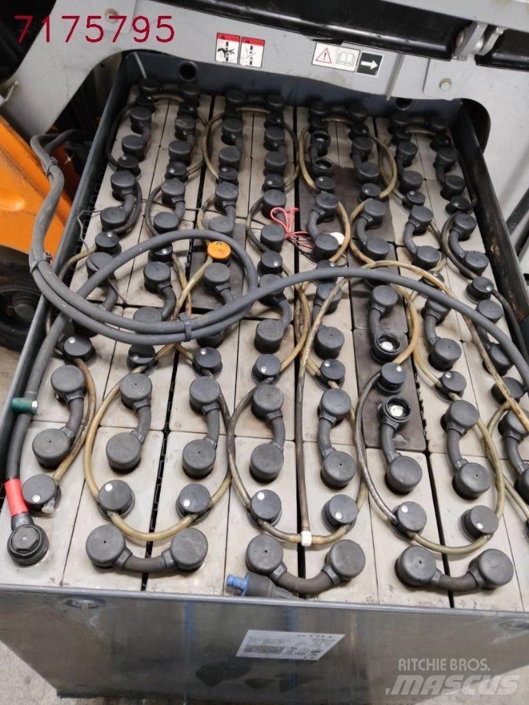 Still RX60-25 شاحنات ذات رافعات شوكية تعمل بالكهرباء