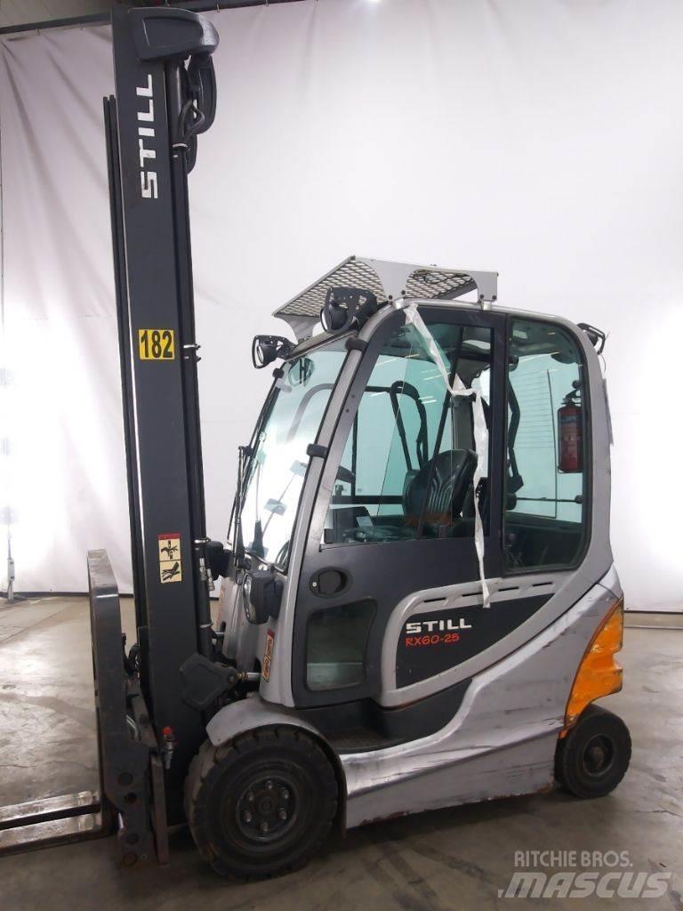 Still RX60-25 شاحنات ذات رافعات شوكية تعمل بالكهرباء