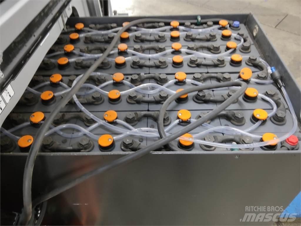 Still RX60-25 شاحنات ذات رافعات شوكية تعمل بالكهرباء