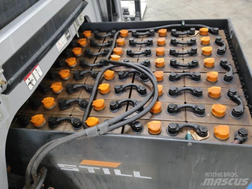 Still RX60-25 شاحنات ذات رافعات شوكية تعمل بالكهرباء