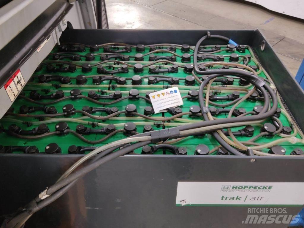 Still RX60-25 شاحنات ذات رافعات شوكية تعمل بالكهرباء