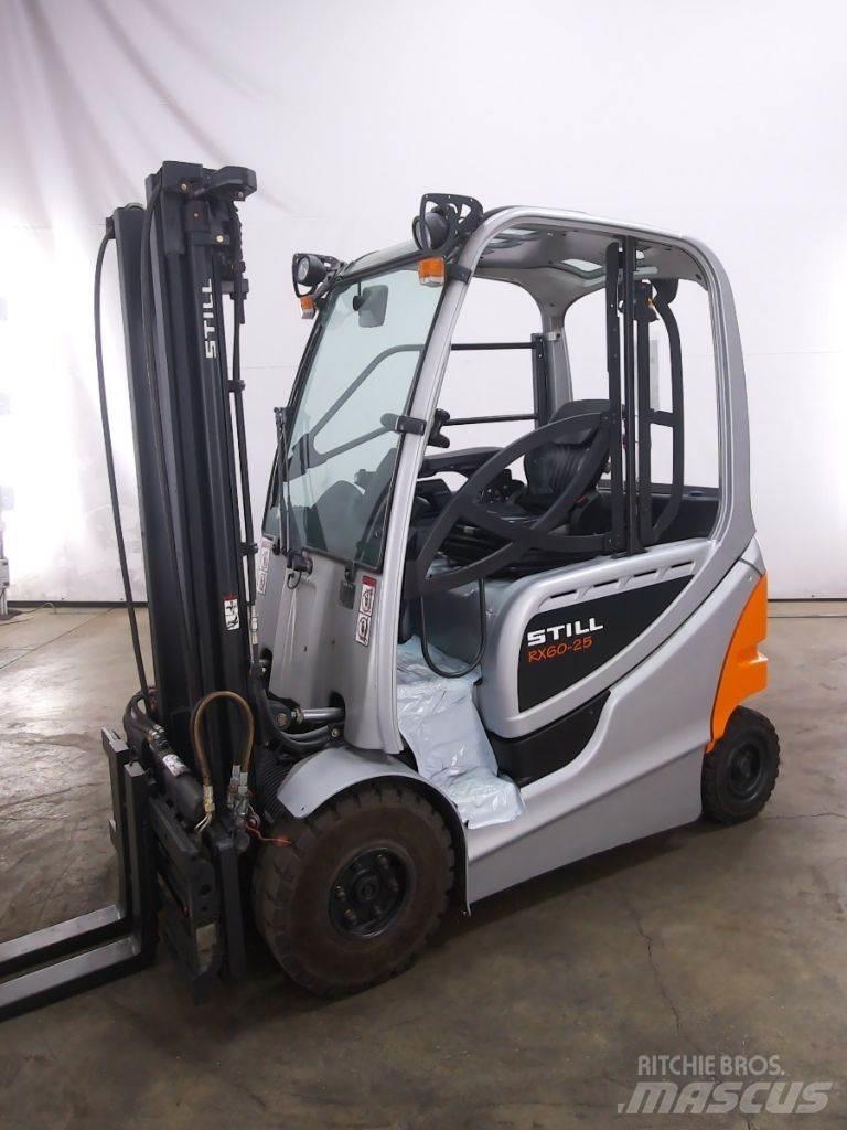 Still RX60-25 شاحنات ذات رافعات شوكية تعمل بالكهرباء