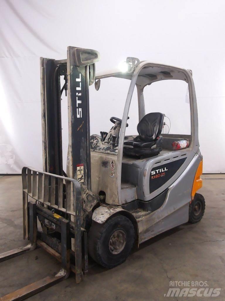 Still RX60-25 شاحنات ذات رافعات شوكية تعمل بالكهرباء