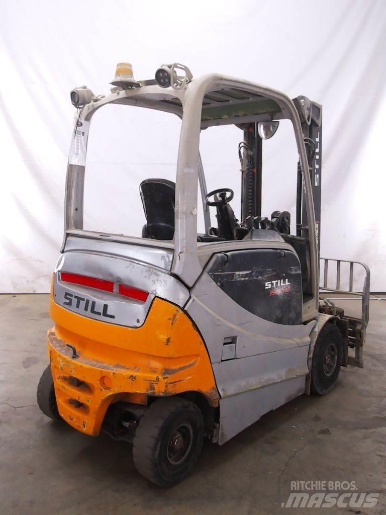 Still RX60-25 شاحنات ذات رافعات شوكية تعمل بالكهرباء