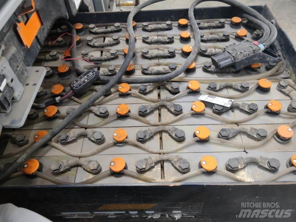 Still RX60-25 شاحنات ذات رافعات شوكية تعمل بالكهرباء