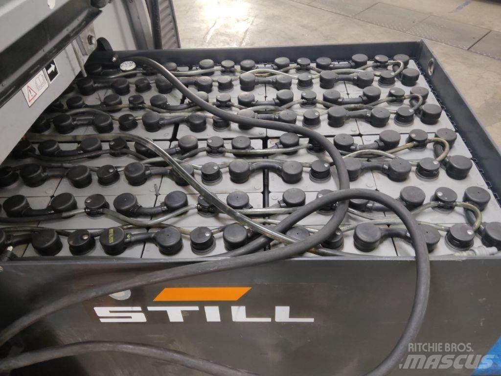 Still RX60-25 شاحنات ذات رافعات شوكية تعمل بالكهرباء