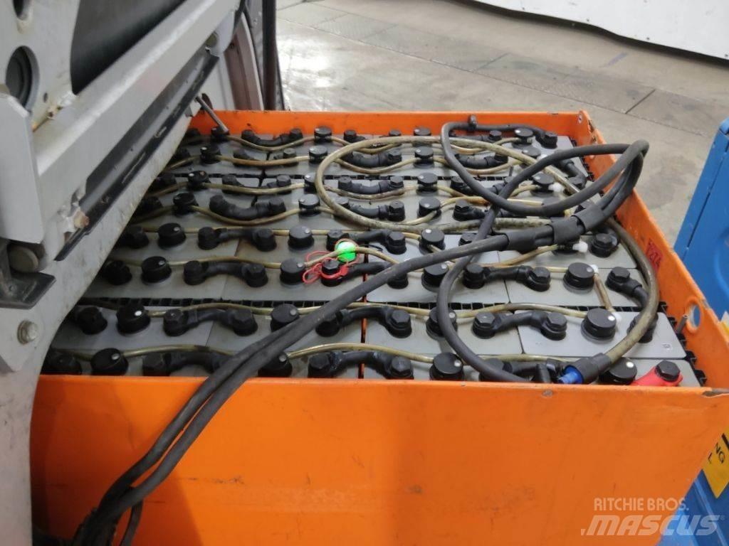 Still RX60-25 شاحنات ذات رافعات شوكية تعمل بالكهرباء