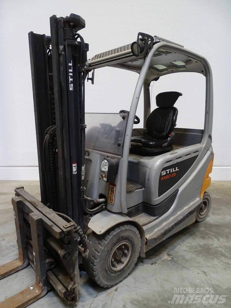 Still RX60-25 شاحنات ذات رافعات شوكية تعمل بالكهرباء