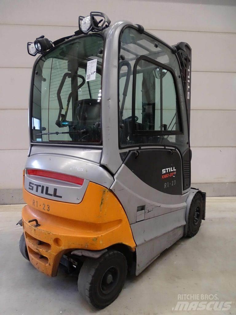 Still RX60-25 شاحنات ذات رافعات شوكية تعمل بالكهرباء