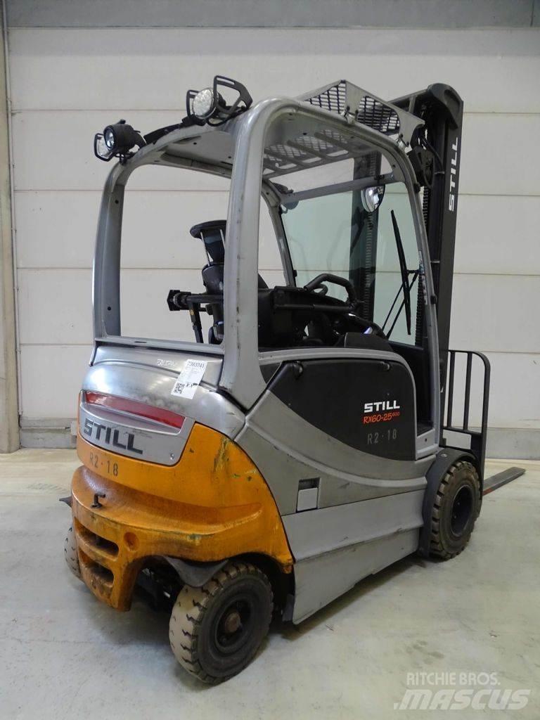 Still RX60-25 شاحنات ذات رافعات شوكية تعمل بالكهرباء