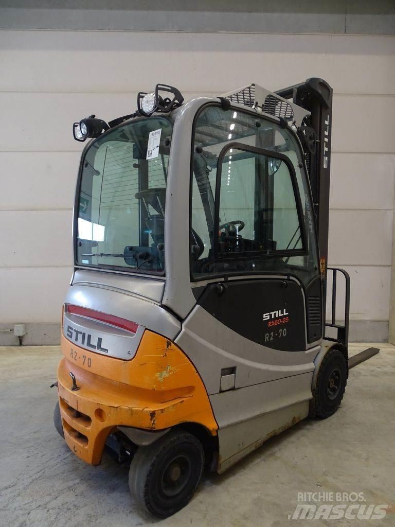 Still RX60-25 شاحنات ذات رافعات شوكية تعمل بالكهرباء