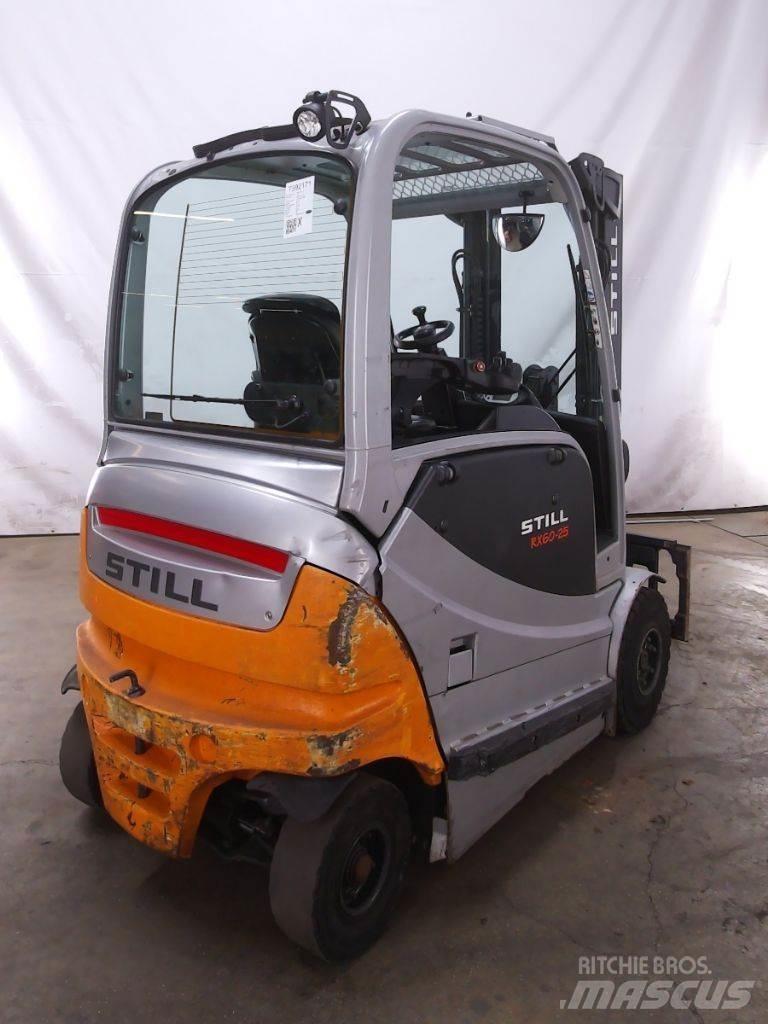 Still RX60-25 شاحنات ذات رافعات شوكية تعمل بالكهرباء