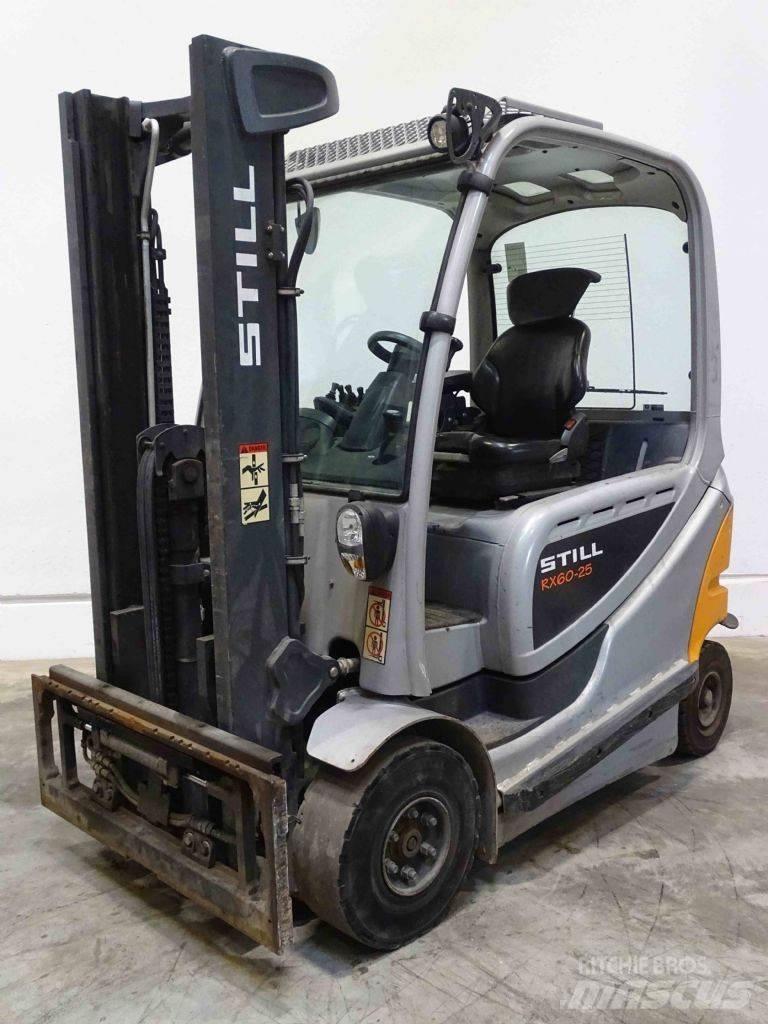 Still RX60-25 شاحنات ذات رافعات شوكية تعمل بالكهرباء