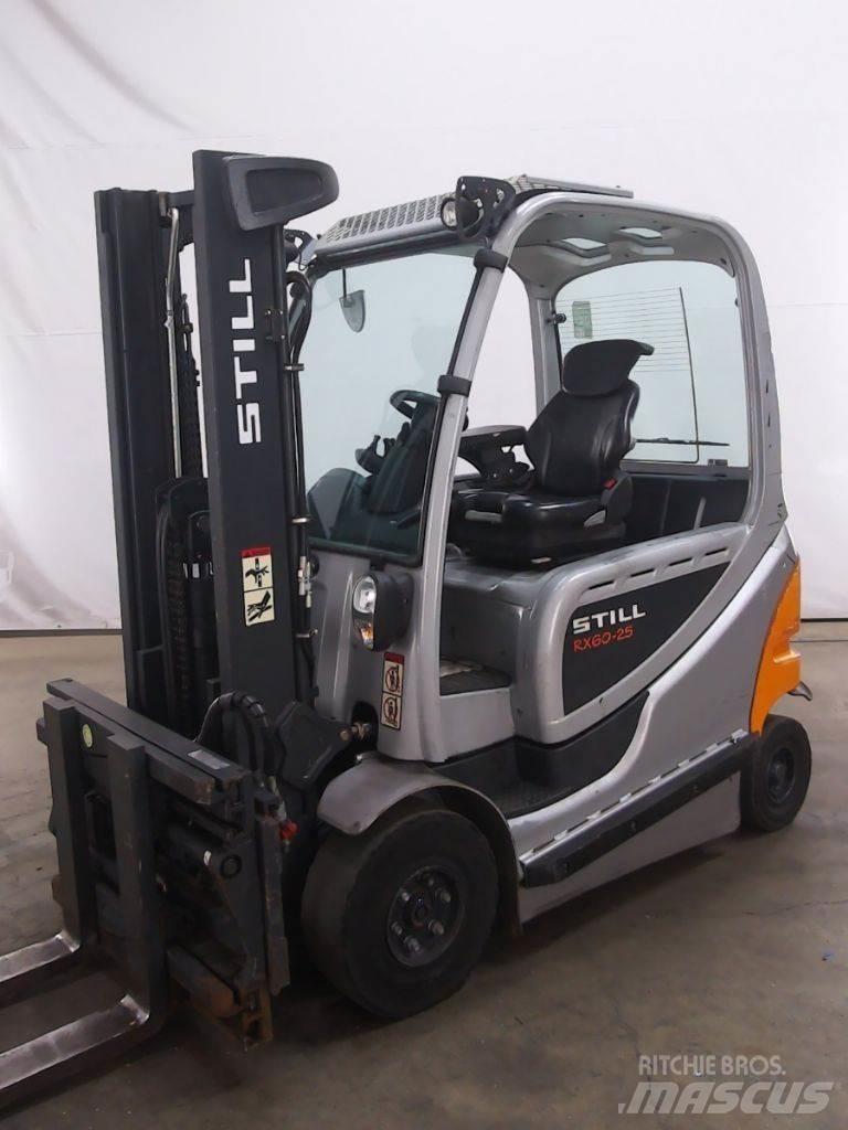 Still RX60-25 شاحنات ذات رافعات شوكية تعمل بالكهرباء