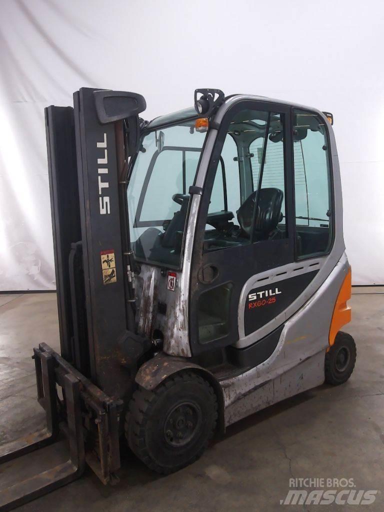 Still RX60-25 شاحنات ذات رافعات شوكية تعمل بالكهرباء