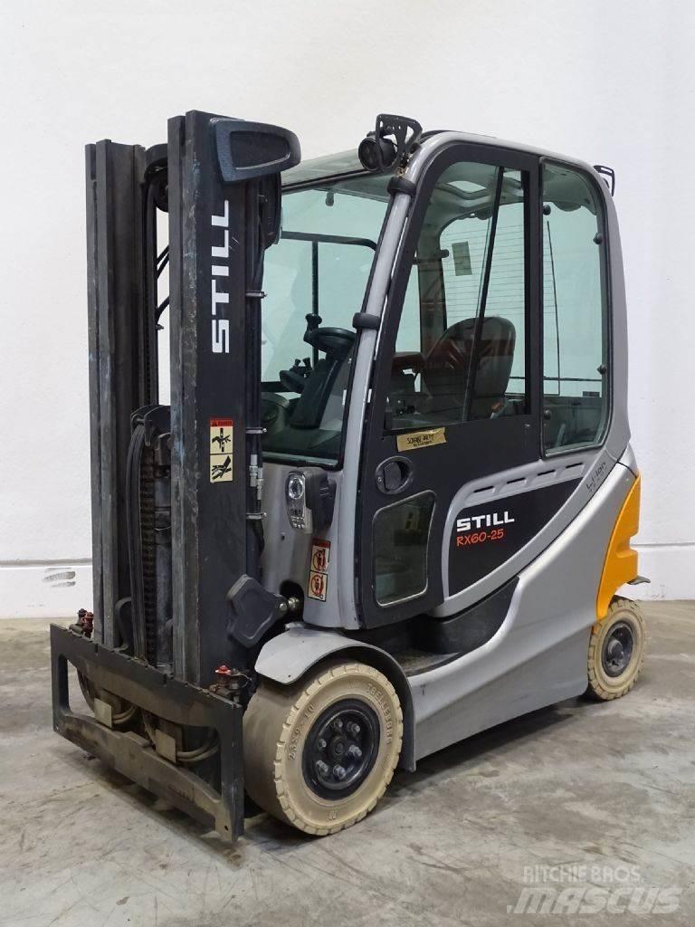 Still RX60-25 شاحنات ذات رافعات شوكية تعمل بالكهرباء