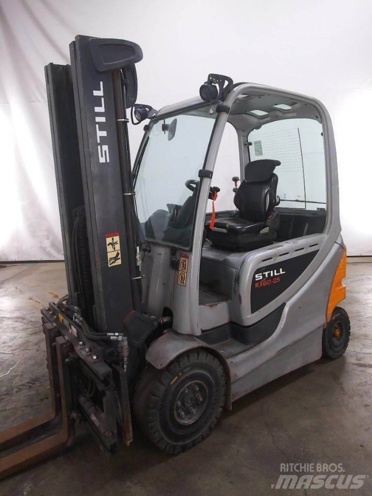 Still RX60-25 شاحنات ذات رافعات شوكية تعمل بالكهرباء