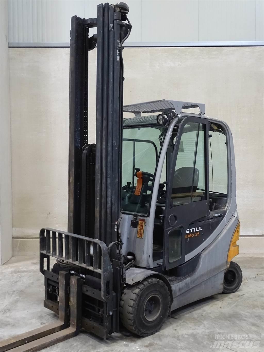 Still RX60-25 شاحنات ذات رافعات شوكية تعمل بالكهرباء