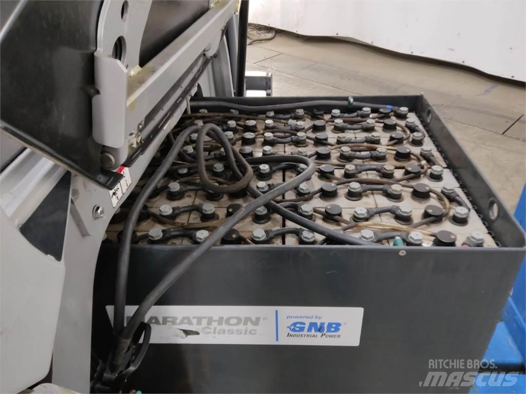 Still RX60-25 شاحنات ذات رافعات شوكية تعمل بالكهرباء