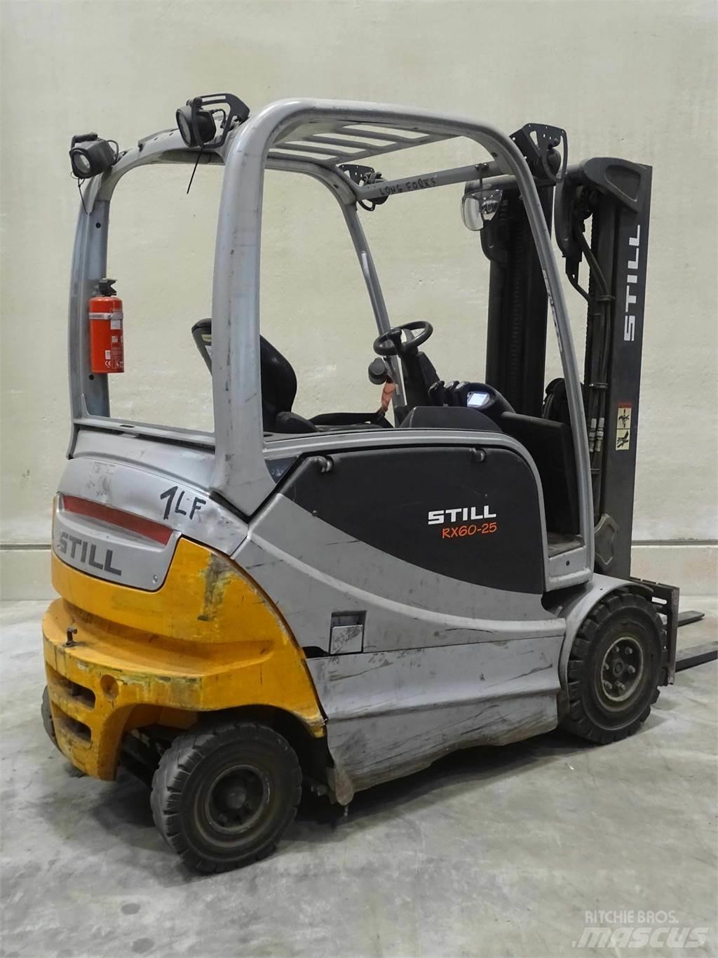 Still RX60-25 شاحنات ذات رافعات شوكية تعمل بالكهرباء